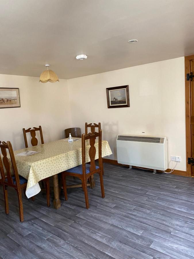 Parkmore Holiday Cottages Dufftown Luaran gambar